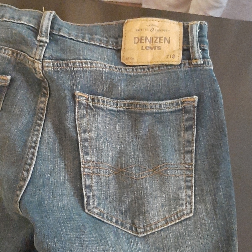 jeans